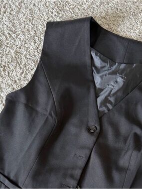 Women's Black Tailored Vest – Classic Professional Layer